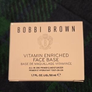 Bobbi Brown Vitamin Enriched Face Base